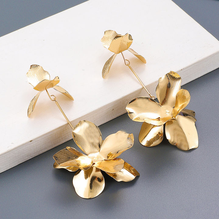 big-ear-jewelry-korean-dangle-earrings-flower-dangle-earrings-geometric-dangle-earrings-exaggerated-dangle-earrings