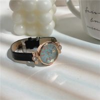 Round simple camellia high-looking womens watch retro compact small dial ins niche non-contrasting model