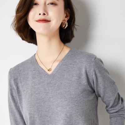2023 new style solid color long sleeve bottoming sweater solid color simple outer wear v-neck sweater for women 2023