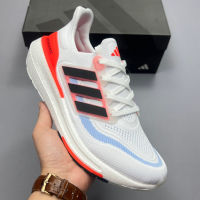 PURE Boost LIGHT  Mens sports run ng shoes  Womens leisure jogging shoes  HQ6351