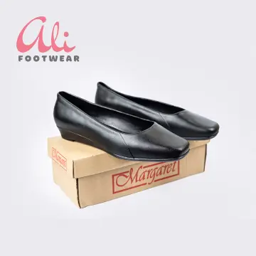 Silicon on sale footwear online