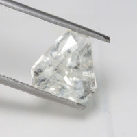 5.00 ct คุนไซต์ ธรรมชาติ สีขาว ทรงสามเหลี่ยม