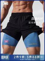 ใหม่ J.lindeberg DESCENTE ประตูเล็กๆใหม่ Footjoyหล่อ MALBON Uniqlo OMG กีฬาเรียงรายไปด้วยสองชิ้นปลอมของกางเกงขาสั้นฟิตเนสผู้ชายสองชิ้นห้าจุดฝึกซ้อมฤดูร้อนเสื้อนอกวิ่งแห้งเร็ว