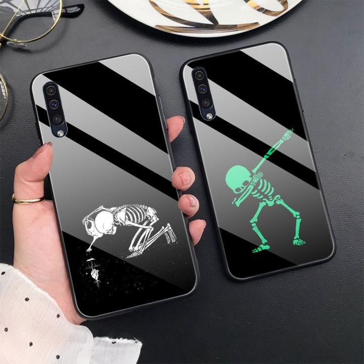 yellow-peach-flavor-funny-skeleton-skull-สำหรับ-samsung-galaxy-a50-a32-a03-a21-a53-a13-a33-a73-a52-a23-a21s-a02-a71-a31ส่องสว่างฝาครอบกระจก