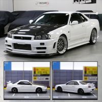 Inno 1:64Skyline GTR R34 black-and-white carbon-covered orange alloy model