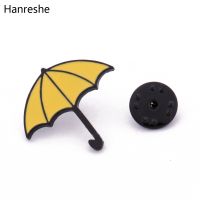 Classic HIMYM Yellow Umbrella Movie Brooch Pin Fashion Trend Jewelry Cute Lapel Backpack Hat Accessories Pins Best Gift Badge