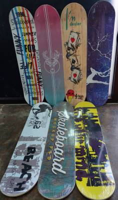 Skateboards สเก็ตบอร์ด แฟชั่นสเก็ตบอร์ด 80cm