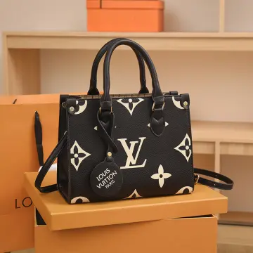 Louis Vuitton Monogram Chain Leather Crossbody Logo Shoulder Bags (M82211)