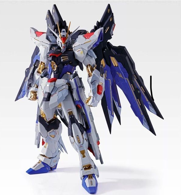 metal-build-gundam-action-figure-mb-zgmf-x20a-strike-freedom-gundam-soul-blue-ver-light-of-wing