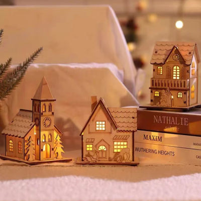 เทศกาลไฟ Led บ้านไม้ตกแต่งต้นคริสต์มาสสำหรับตกแต่งบ้านบ้านไม้ DIY ของขวัญตกแต่งหน้าต่าง