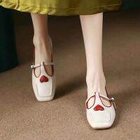 HOT★ฤดูใบไม้ผลิผู้หญิง T สายคล้องรองเท้าสแควร์ Toe Flats สำหรับหนังของผู้หญิงรองเท้าหัวใจสีแดง Mary Jane รองเท้า Patchwork Zapatos Mujer 1204N