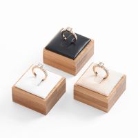 Fashion Bamboo Jewelry Ring Display Stand Holder Showcase Organizer jewelry display holder organizer stand 4x4x2.5cm