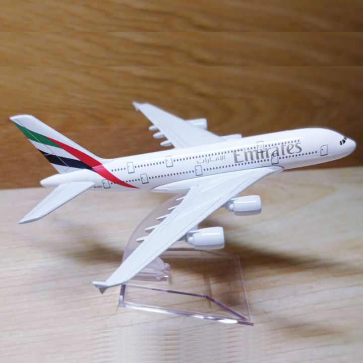 emirates-airlines-a380-airplane-โมเดลเครื่องบินโลหะอัลลอยด์-380-ขนาด-16ซม-20ซม