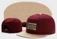 ที่ใส่ได้ทั้งชายและหญิงสำหรับหมวกใส่กลับด้านตกแต่ง Cayler&amp;Sons CL 1-800