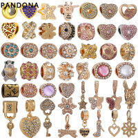 Pandona อุปกรณ์เสริมที่มีเสน่ห์ จี้สร้อยข้อมือที่มีเสน่ห์ อุปกรณ์เสริม DIY สีทอง ฉันรักคุณจี้ จี้ผีเสื้อ จี้รูปหัวใจ มอบของขวัญให้ตัวเอง ของขวัญสําหรับเพื่อน