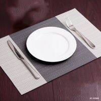 【small stationery】   แพ็คของ4ชิ้น Placemats โต๊ะรับประทานอาหารเสื่อกันลื่นจานชาม PlacementStain ทน TableMat