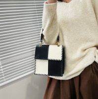กระเป๋าหนัง DIY  สีดำ หนังนิ่ม มีอุปกรณ์และลูกค้านำไป DIY  ตามคลิปค่ะ **หนังนิ่มน่ารัก