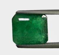 7.40cts พลอยมรกตแท้ 100%. นำมาจากบราซิล. มีใบรับรองจากร้าน. Natural Brazilian Emerald-The New Sensation. Certificate of Authenticity will be given.