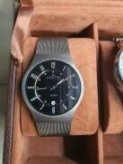 Đồng hồ nam, hiệu Skagen, đã qua sử dụng, mặt tròn, màu đen, dây lụa