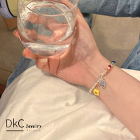 DKC เครื่องประดับล่าสุดสร้อยข้อมือลูกปัดดอกไม้คริสตัล INS เกาหลีแฟชั่นสร้อยข้อมือสีหวานเรียบง่ายสำหรับผู้หญิงของขวัญเครื่องประดับ