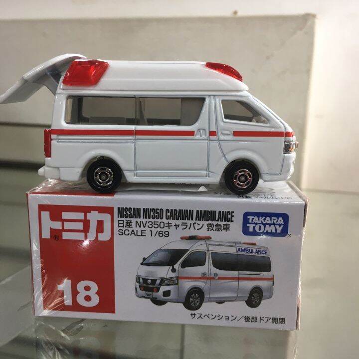 Tomica #18 Nissan Nv350 Caravan Ambulance 