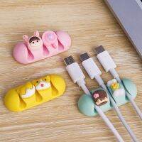 Penjepit penata kabel USB kartun Universal pelindung kabel meja berperekat Universal penjepit penata Earphone garis kabel