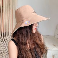 【CC】 1PC Fisherman  39;s Hat Fashion Millinery Protection Embroidery Daisies Women  39;s Sunhat Hats for