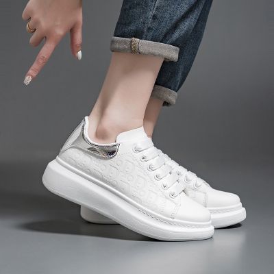 White Shoe Han Edition Joker Spring New Female Student Leisure Shoes Sneakers Thick Bottom Sandals Ins C09 Tide