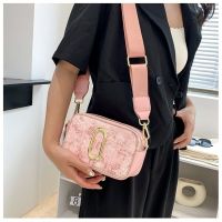 ต้นฉบับ 2022 Marc Jacobs/Mojie womens bag MJ camera bag color matching wide shoulder strap ladies crossbody shoulder bag