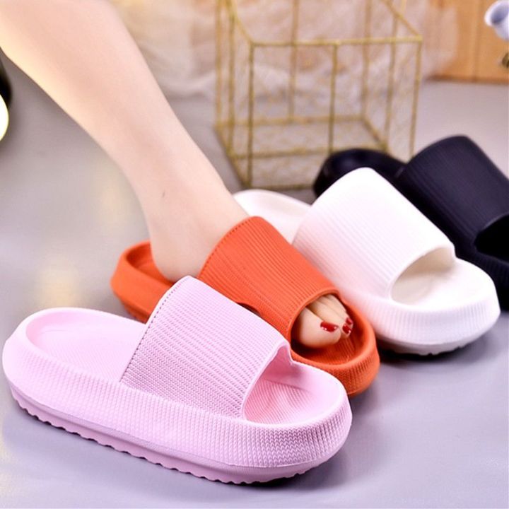 Summer sandals at slippers para sa mga kababaihan na naninirahan sa ...