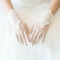 ☏✾☄ Bride Dress Gloves Lace Short Paragraph Mittens Wedding Dresses Accessories Charming Lady Women Glove with Fingers