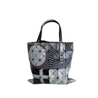 [BAOBAOIssey Miyake] Issey Miyake 2023 new new six striped color matching diamond bag shoulder folding portable square bag