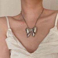 Clavicle Simple Necklace Handsome Wind Chain Cool Temperament Personality Big Fashion