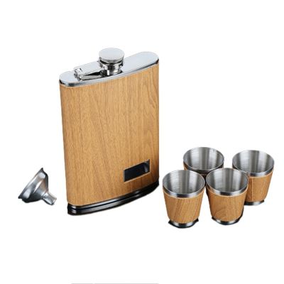 Creative 9 Oz Stainless Steel Hip Flask Set With 1 Funnel And 4 Cups Wooden Whiskey Wine Bottle Retro Flagon