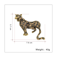 1 Piece Leopard Brooch Pins Enamel Animal Brooches Winter Luxury Jewelry for Women and Men New Year Gift