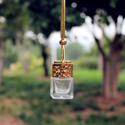 10pcslot 8ML Thick Glass Car Perfume Bottle Empty Hanging Pendant Bottles Mini Refillable Vials with Wooden Cap