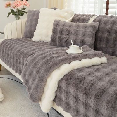 Thicken Rabbit Plush Sofa Slipcover Universal Non-slip Super Soft Sofa Towel Couch Cushion for Living Room Modern Home Decor