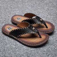 New Summer Mens Shoes Handmade Leather Outdoor Slippers Non-Slip Man Flip-flops Breathable Comfy Beach Slippers Plus Size 46 House Slippers