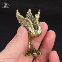 Retro Solid Brass Crane Small Statue Office Desktop Ornament Animal Figurine Mniature Tea Pet Children Toy Gifts Home Decoration