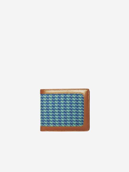 davos-wallet-laugh-peacock