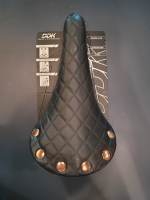 DDK2732 RV SADDLE DIAMOND BLACK