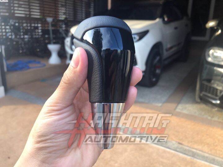 หัวเกียร์ออโต้โตโยต้าของแท้สีดำ-piano-black-genuine-gear-knob-for-toyota-สามารถติดตั้งกับรถ-toyota-ได้หลายรุ่นครับ-เช่น-revo-fortuner-vigo-vios-altis-yaris-และอื่นๆ-toyota