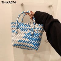 Mini vegetable basket bag female 2023 new color matching woven handbag seaside vacation beach tote bag small