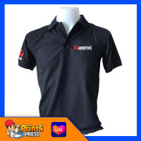 Polo AKRAPOVIC พร้อมส่งเสื้อโปโลสีดำ พิมพ์กำมะหยี่สีขาวและแดง