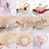 【hot sale】 ♕❐∋ B36 Korean Pearl Rhinestone Brooch Alloy Flower Animal Brooch Pin Womens Silk Scarf Buckle Pin