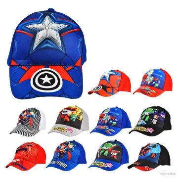 Marvel Spider-Man baseball hat and 4 socks