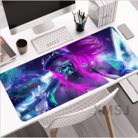 Kda Akali Lol Table Pad แผ่นรองเมาส์สำหรับเล่นเกมแล็ปท็อป แผ่นรองเมาส์ขนาดใหญ่ ยางกันลื่น อุปกรณ์เกมคอนโซล แป้นพิมพ์เมาส์ โต๊ะอะนิเมะ