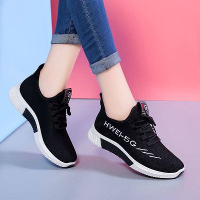 READY STOCK kasut sukan wanita kasut perempuan budak Womens shoes new 2020 hot style casual sports shoes women spring and autumn breathable old Beijing cloth shoes women running flying shoes tide