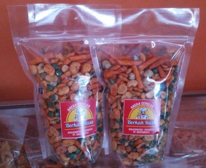 Kacang Campur Enak dan Nikmat Kemasan 250 gram kemasan bungkus Plastik