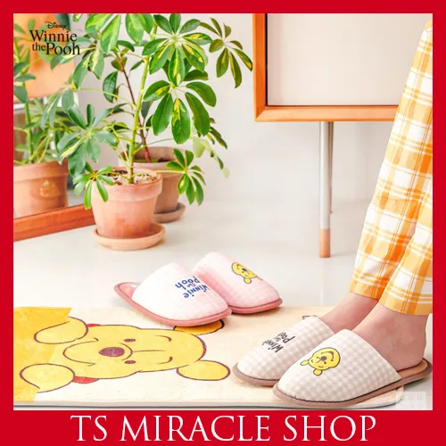 DAISO KOREA X Winnie the Pooh check pattern printing living room shoes
